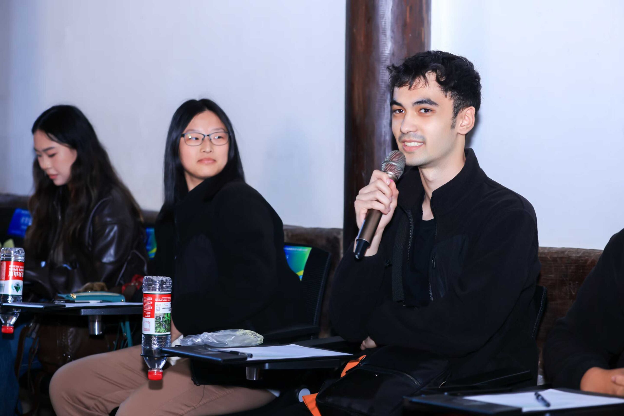 祝贺林仁同学作为西班牙青年代表，受邀参加由中国科学技术协会举办的“世界青年科技之旅”活动。